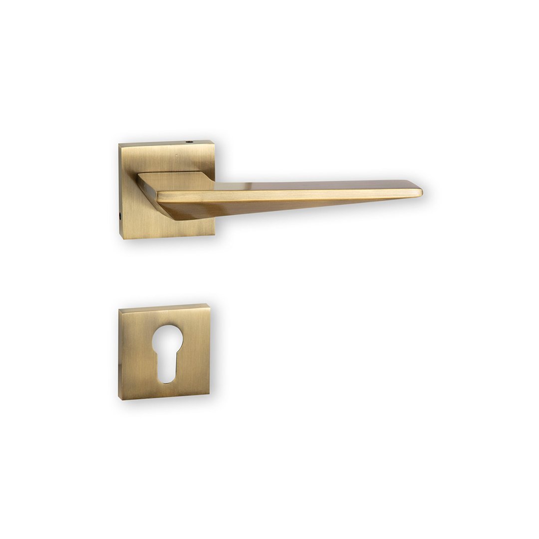 Madison On Rose Mortise Lever Handle